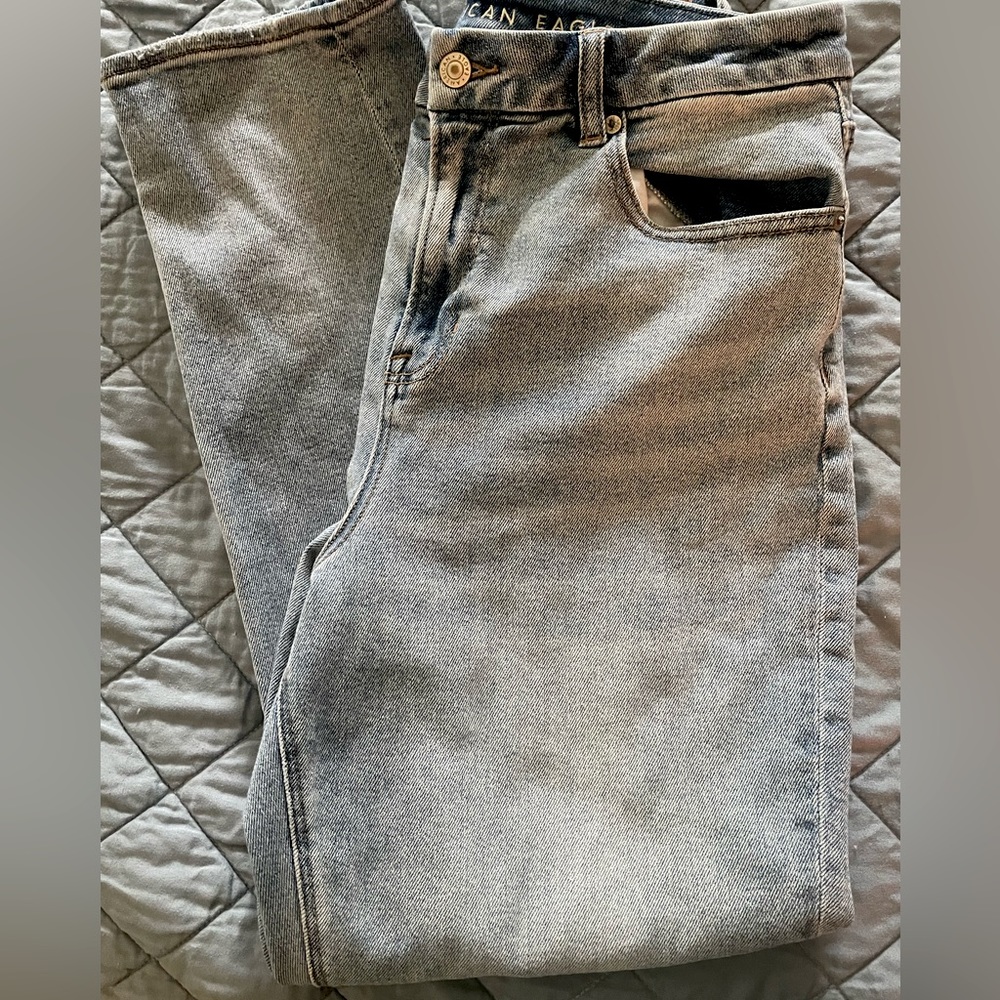 American Eagle Curvy Mom Jean